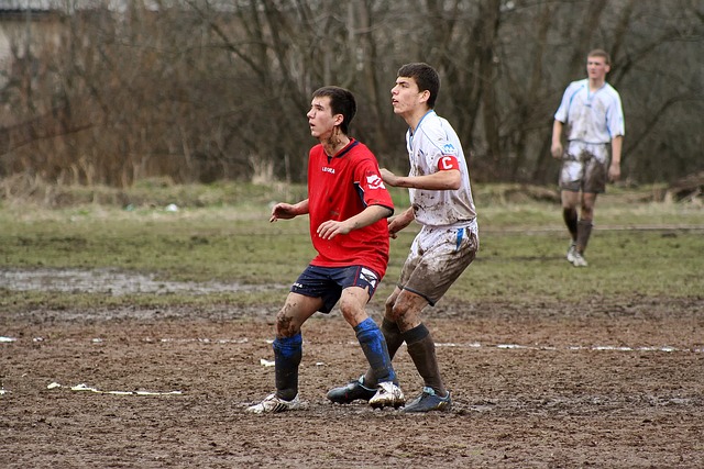 意媒：安古伊萨在喀麦隆国家队中遭遇肌肉受伤