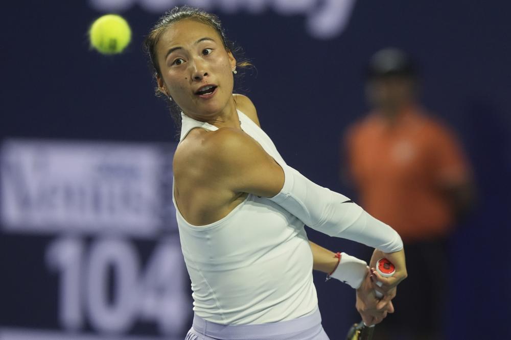 巴萨主席拉波尔塔圣诞晚宴展现亲和力 球队领跑西甲前景光明